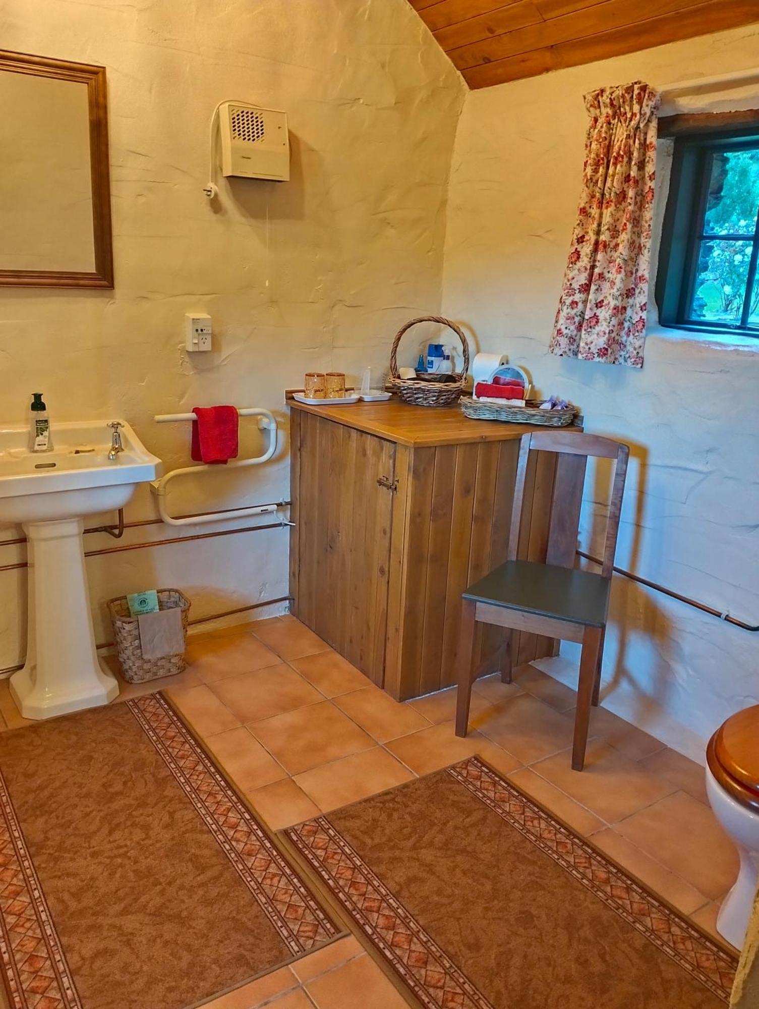 Queensberry Inn Dış mekan fotoğraf