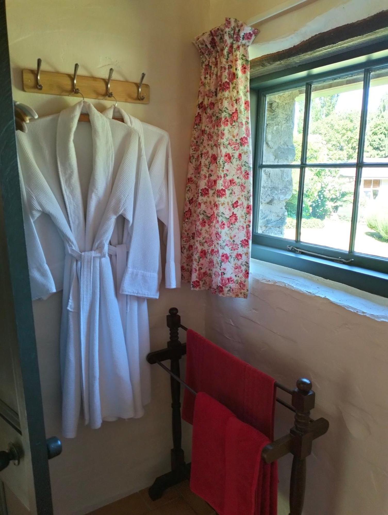 Queensberry Inn Dış mekan fotoğraf